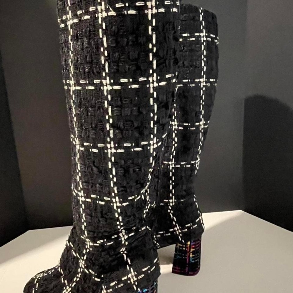 Black knee-high Harmoni tweed boots size 11M chunky sequined heels. Rare size - Picture 4 of 8